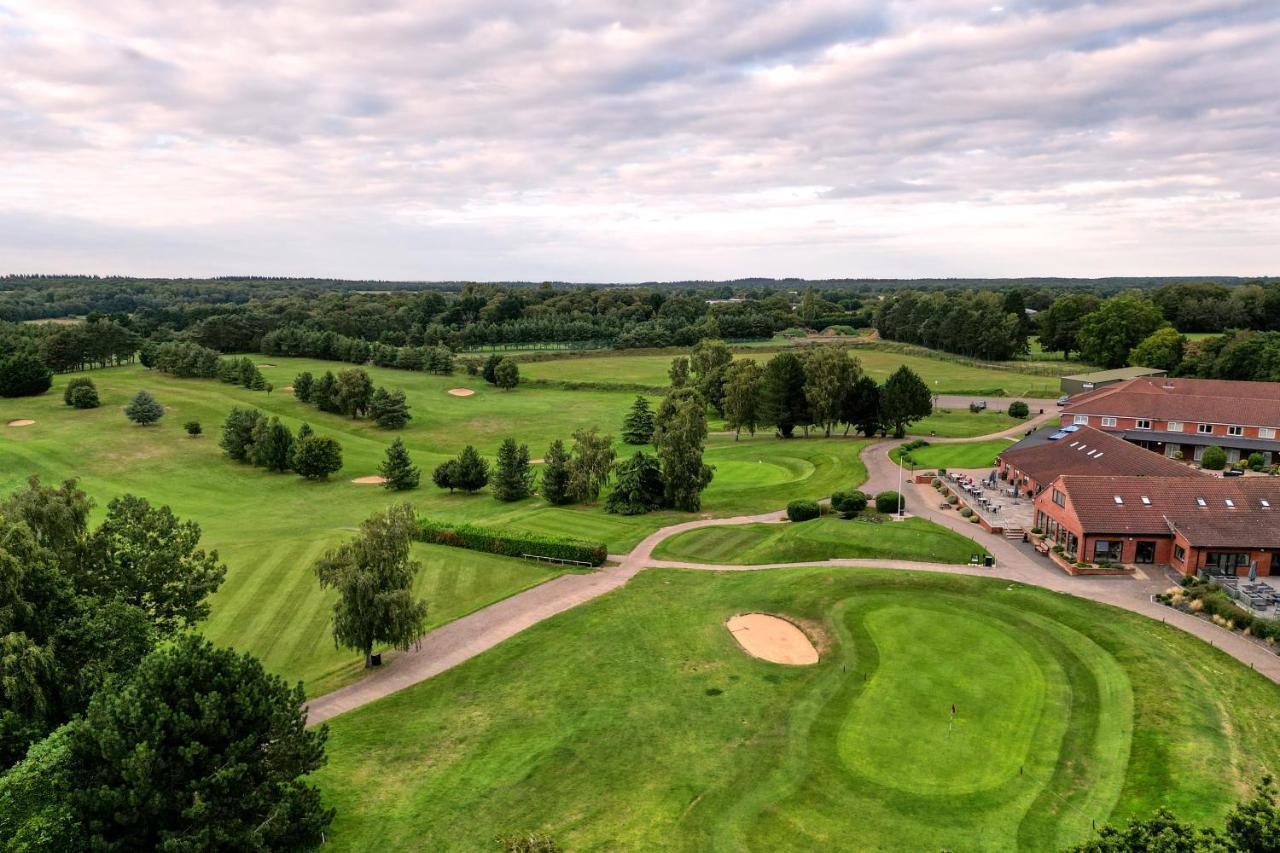 Wensum Valley Hotel Golf And Country Club Norwich Eksteriør billede